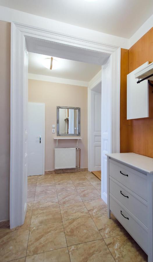 City Center Apartment Legerova Прага Экстерьер фото